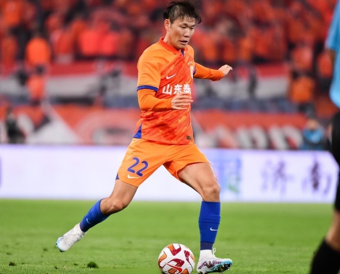 B体育-新帅接手成都蓉城！可能让这位强援命运迎来反转，有望压哨留队